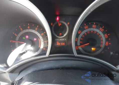 2015 Scion Tc z USA, uszkodzony, nr VIN JTKJF5C7XF3093117